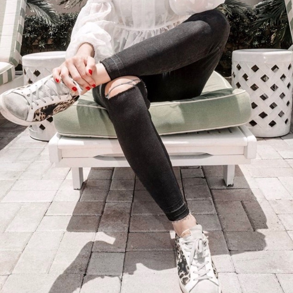 Spanx Distressed Jeans black Slimming ❣️ - Picture 2 of 3